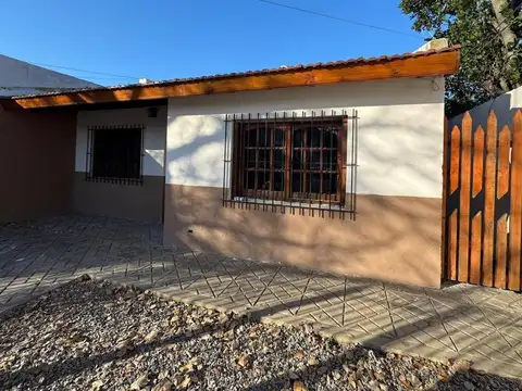 Casa 3 ambientes con 1 baño