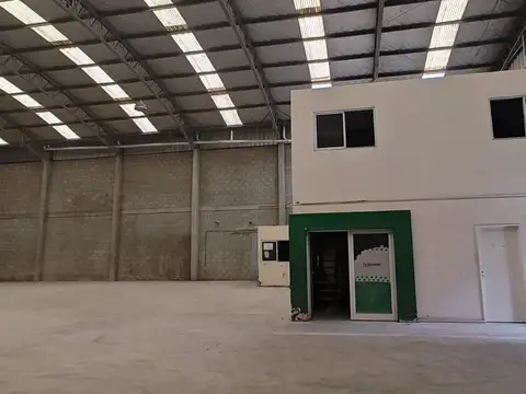 OPORTUNIDAD ALQUILER DEPOSITO AREA DE PROMOCION EL TRIANGULO MALVINAS ARGENTINAS