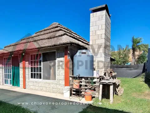 Casa 2 ambientes con 1 baño