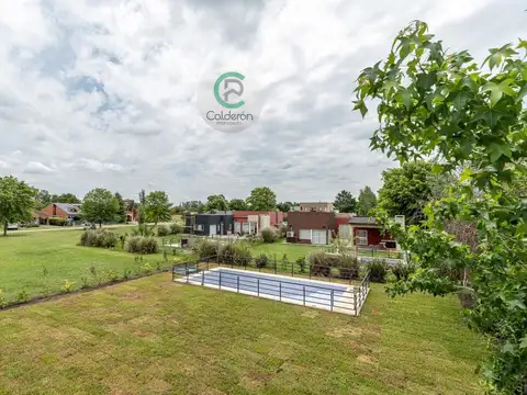 Casa 5 ambientes con 3 baños