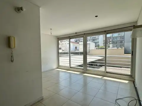 Departamento monoambiente en alquiler en Castelar Sur