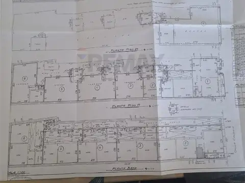 Depto Tipo Casa en Venta 76 años