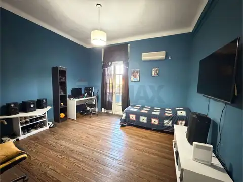 Depto Tipo Casa 6 ambientes con 1 baño