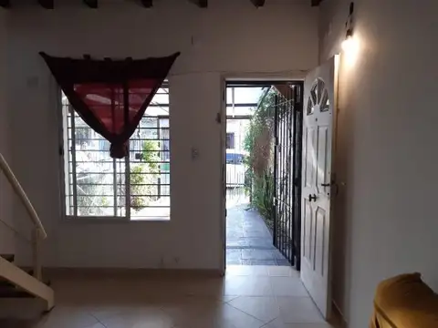 Depto Tipo Casa en Venta de 2 dormitorios