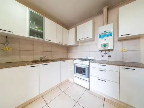 Departamento 4 ambientes con 2 baños