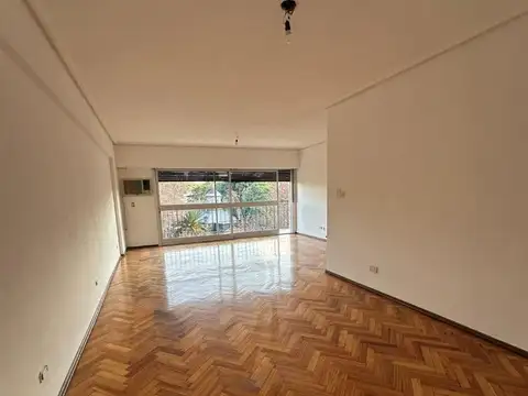 Departamento 4 ambientes con 3 baños