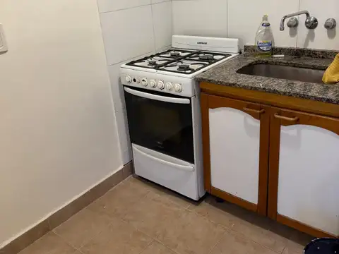 Departamento tipo casa en alquiler en Villa Sarmiento