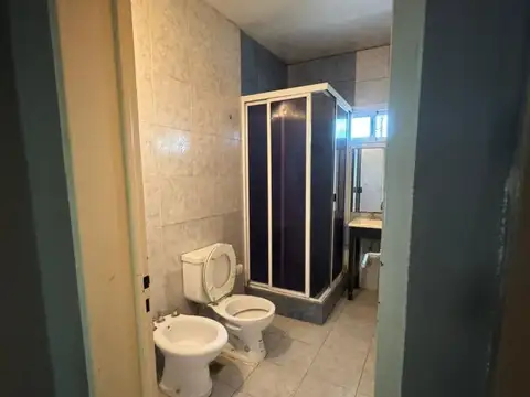 VENTA EN BLOCK. 1 CASA Y 9 DEPARTAMENTOS.