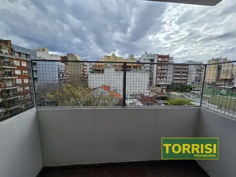 Lambaré 800 , Piso 3