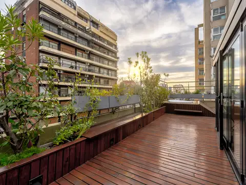 Terraza propia, quincho, cochera edificio de Clorindo Testa