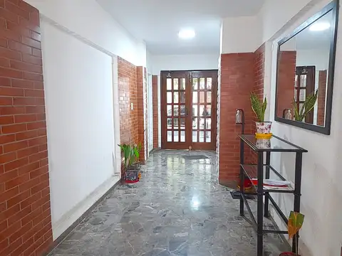 América 4500, Piso 1