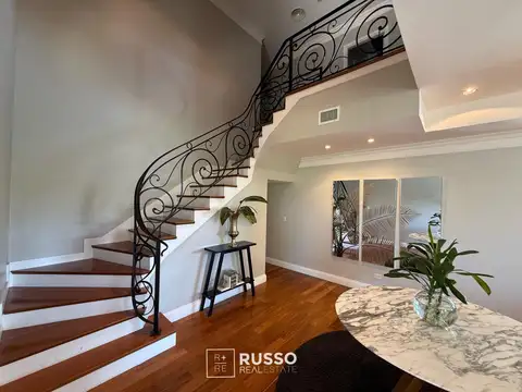 Casa 7 ambientes con 7 baños