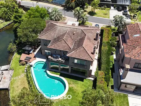 Casa en Venta de 4 dormitorios