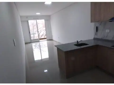 Jose Leon Suarez 400, Piso 2