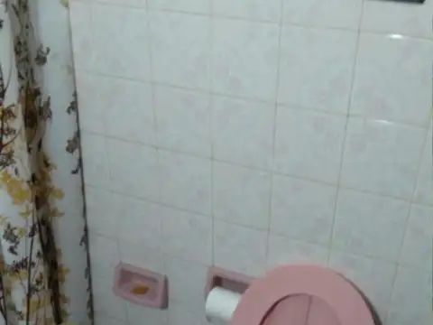 IMPERDIBLE CASA 4 AMB, GARAGE + FONDO C/ PARRILLA + TERRAZA