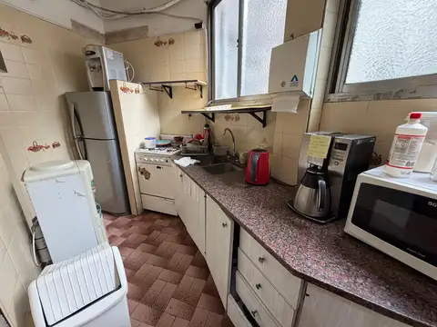 Oficina 2 ambientes con 1 baño