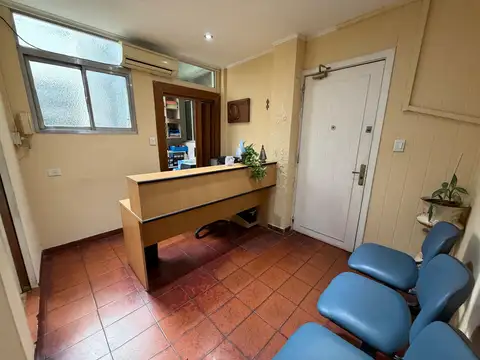 VENTA OFICINA APTA VIVIENDA- MONSERRAT