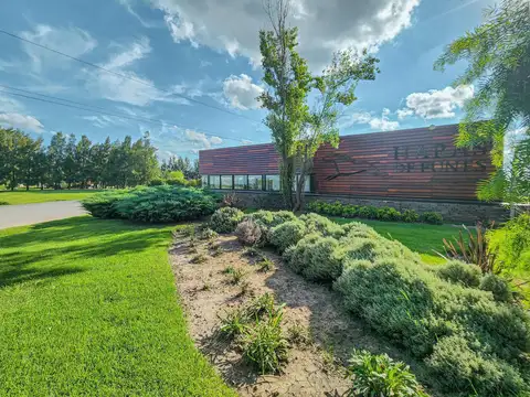 Terreno en Venta 20  mts Frente