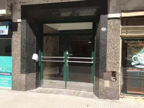 Av. Independencia 800, Piso 6º