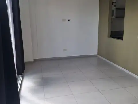 Departamento en Alquiler con 1 cochera