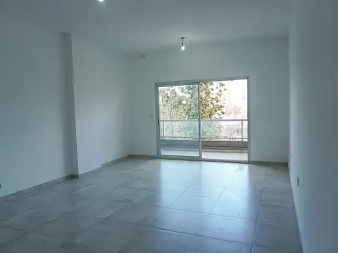 Oficina en Alquiler al Norte