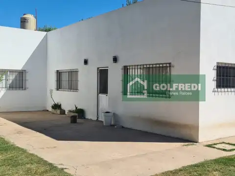Casa sobre 2 lotes