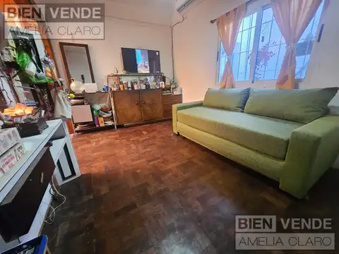 Depto Tipo Casa 2 ambientes con 1 baño