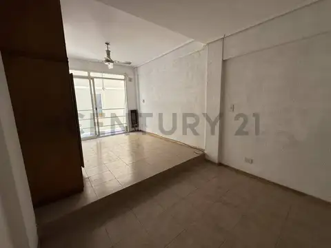 Montañeses 2100, Piso 7