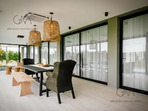 Moderna casa en barrio privado Casonas del Haras