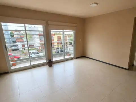 Departamento en Alquiler en Morón Norte, $ 400.000