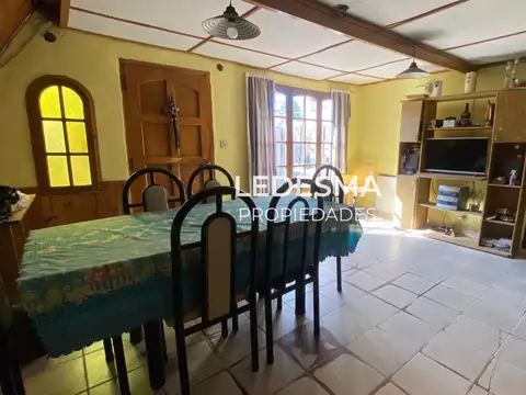 Casa 2 ambientes con 1 baño