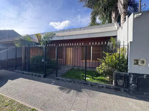 VENTA CASA 3 AMBIENTES QUILMES OESTE