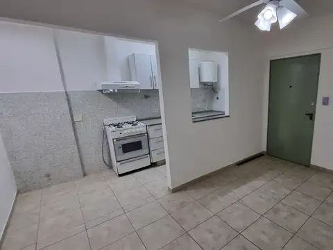 Cuenca 3400, Piso 4