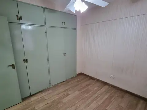 Departamento en Venta en Villa del Parque, USD 65.000