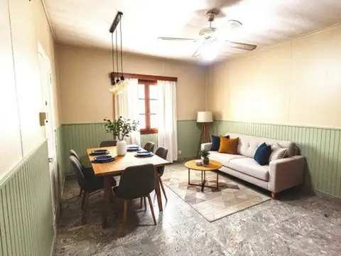 Venta Casa 4 ambientes Cochera Lomas de Zamora