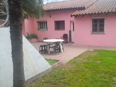 Venta Quinta y comercio geriátrico Villa Luzuriaga