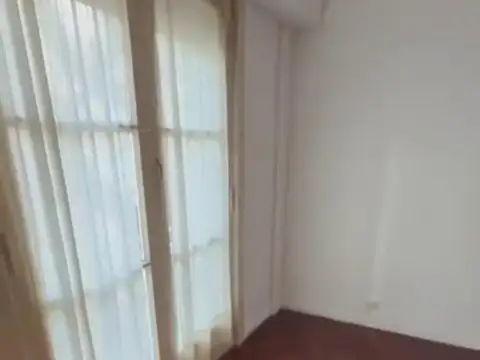 Vuelta De Obligado 1500, Piso 2