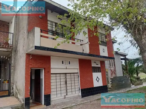 Depto Tipo Casa en Venta de 2 ambientes