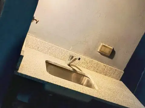 Depto Tipo Casa 2 ambientes con 2 baños