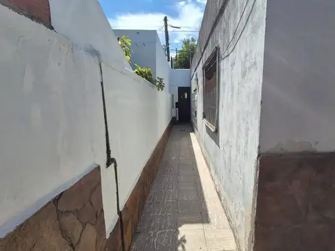 Casa en Venta en Urquiza, USD 55.000