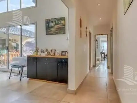 Venta Casa 5 ambientes San Sebastián