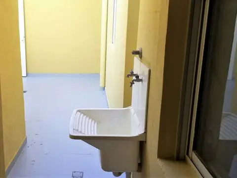 Depto Tipo Casa en Venta 35 años