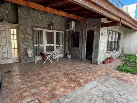 Ana Maria Janer 1300