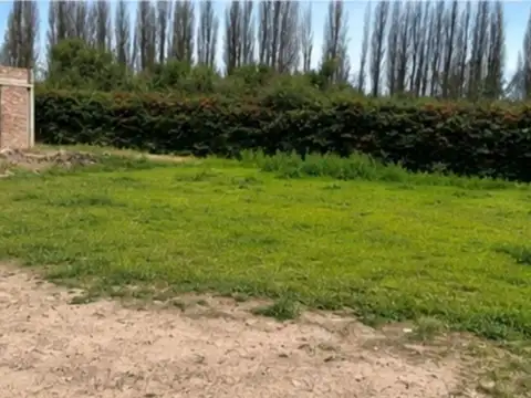 LOTE CON PILETA - LUNLUNTA - MAIPU