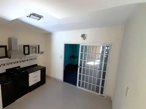 BARRIO GENERAL PAZ. DPTO. 3 AMB., EN DUPLEX