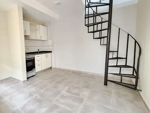 Depto Tipo Casa en Venta en Villa Lynch, USD 49.900