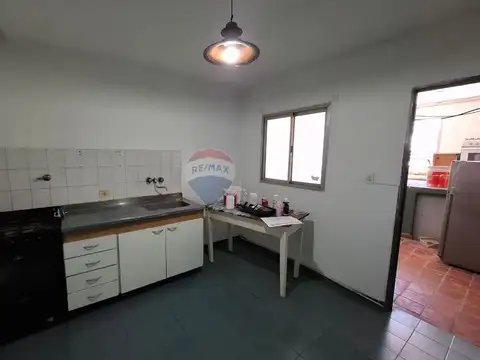 Local en Venta en Bernal, USD 550.000