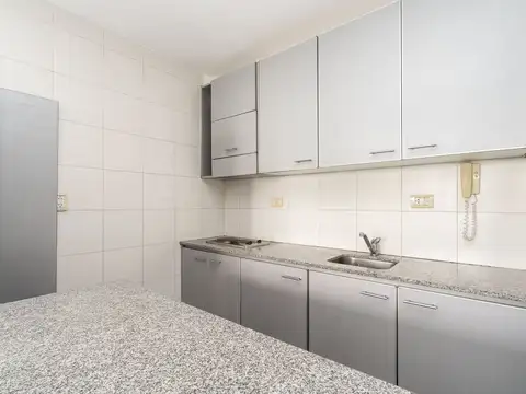 Arévalo 2700