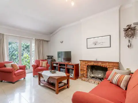Casa 5 ambientes en VENTA en Martinez San isidro