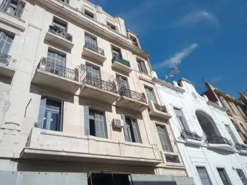 3 AMB. EN MORENO 1326 PISO 3 BARRIO DE MONSERRAT